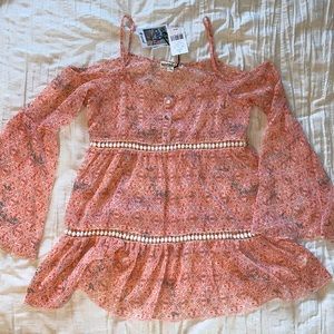 NWT s.o.r.a.d. Bell sleeve cold shoulder tunic